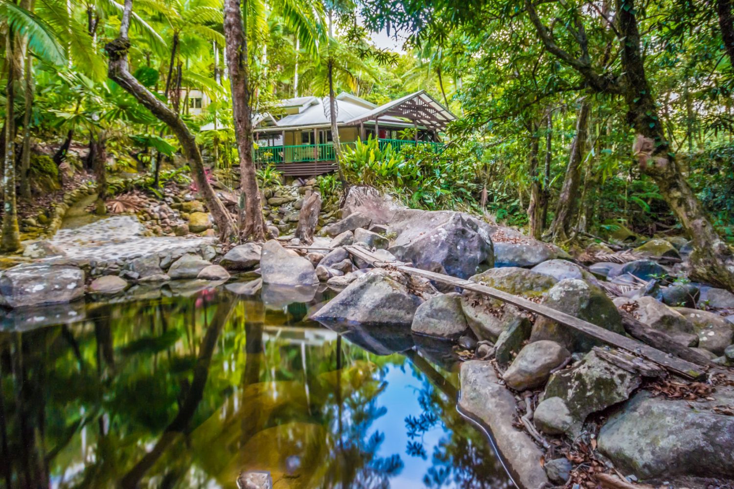 Uw eigen lagune bij Daintree Secrets Rainforest Retreat in Australië Uw eigen lagune bij Daintree Secrets Rainforest Retreat