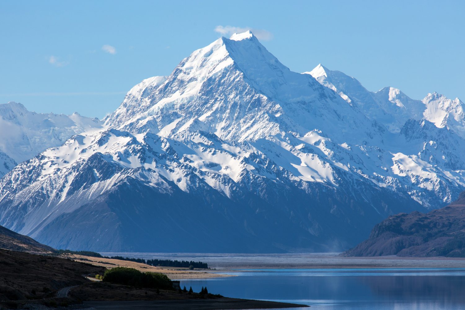 Neuseeland: Mount Cook Verschneiter Berggipfel des Mount Cook in Neuseeland