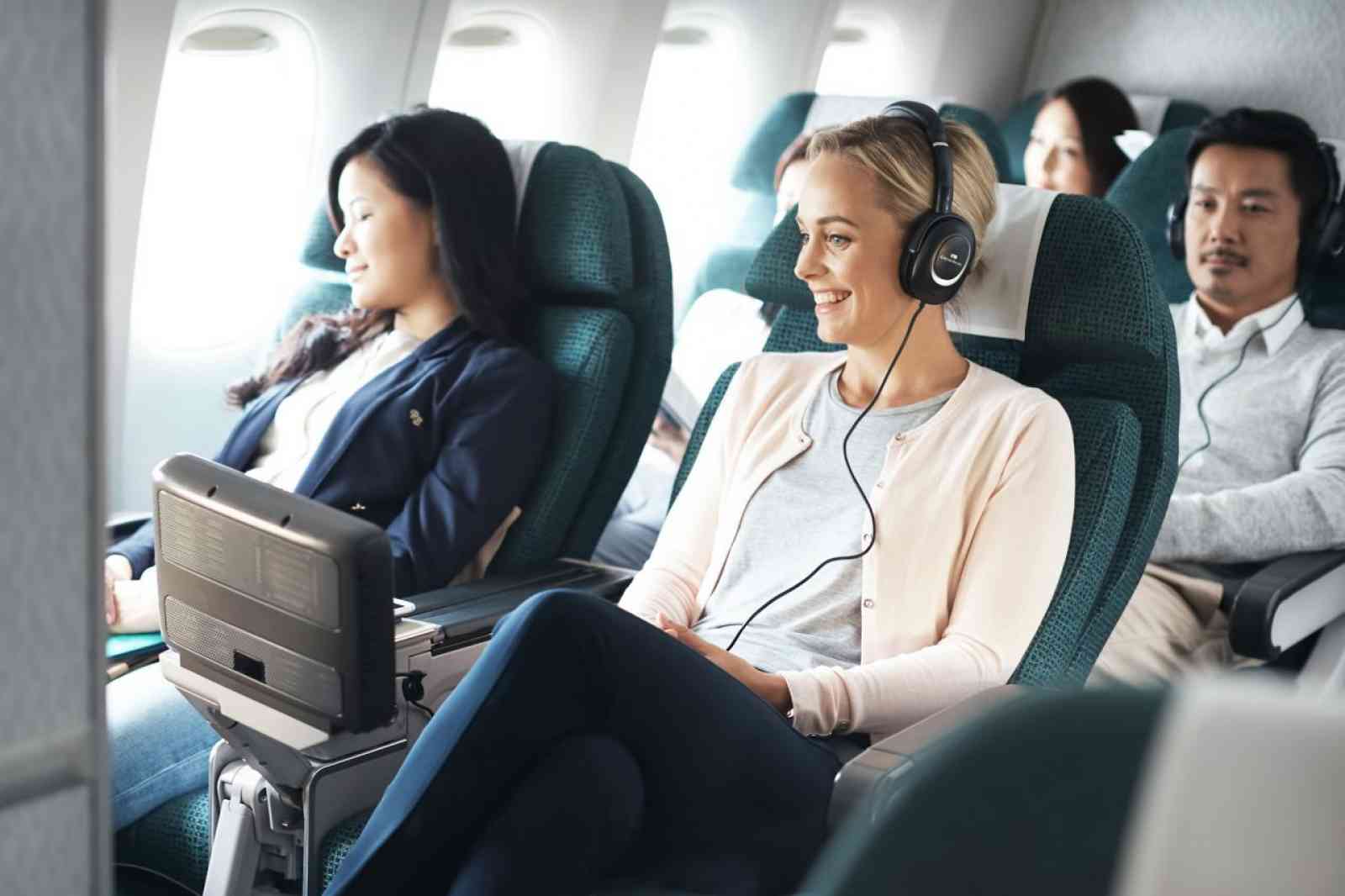 Cathay Pacific Premium Economy Class Entertainment Het entertainmentsysteem in Cathay Pacific Premium Economy Class