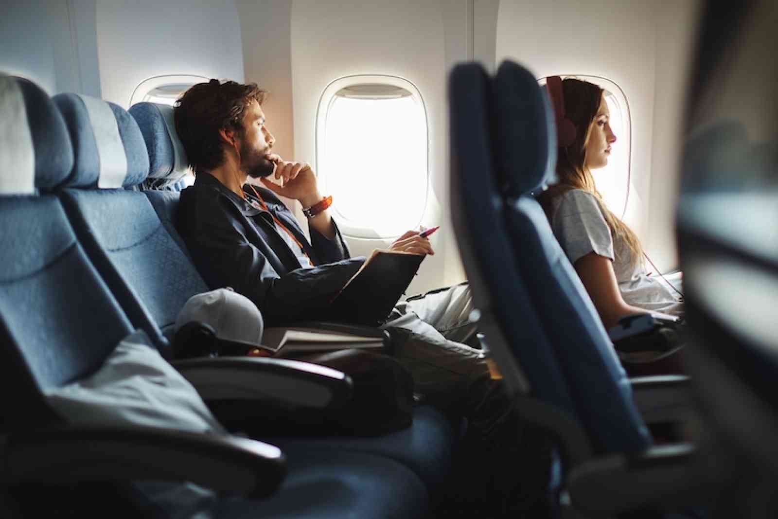 Cathay Pacific Economy Class De stoelen van Cathay Pacific Economy Class